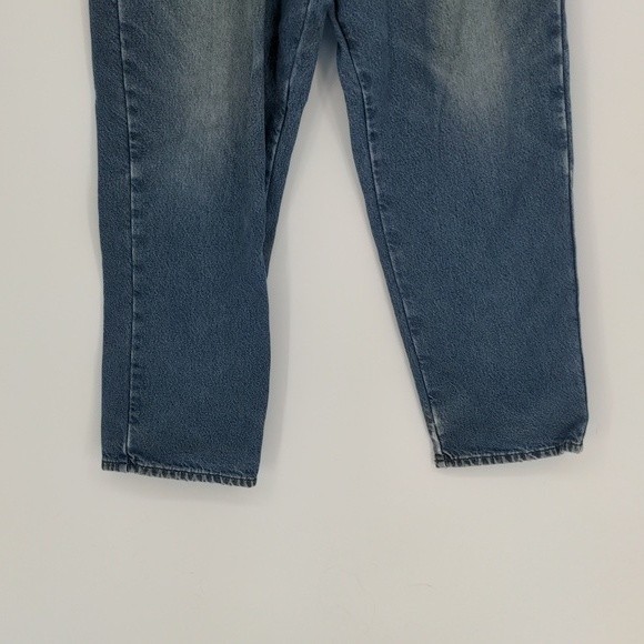 L.L. Bean Men's Comfort Waist Medium Wash Lined Straight Leg Jean Size 36 x 29 - Picture 3 of 15